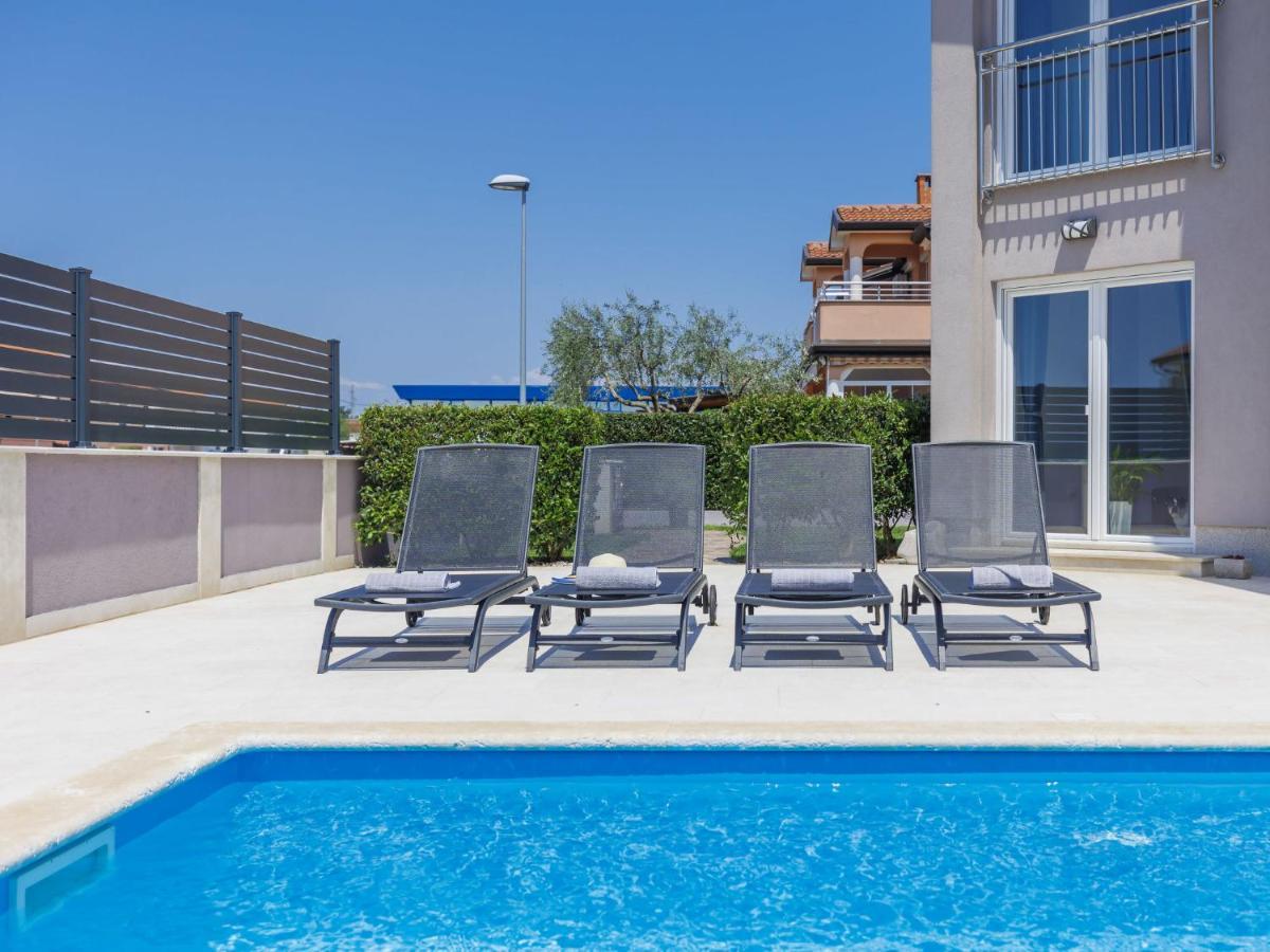 Holiday Home Villa Gocci By Interhome Kmeti Exteriör bild